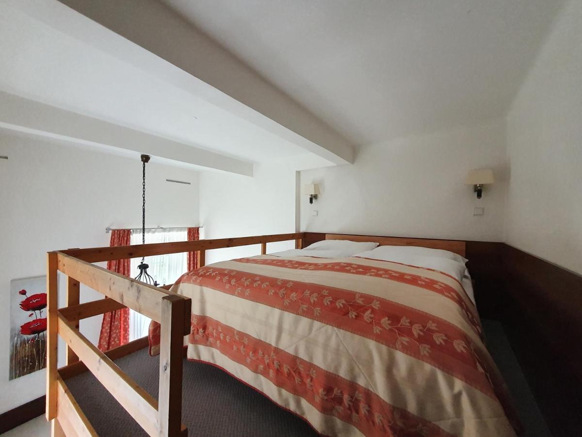 Penzion Jana - Domov Mladeze 2*